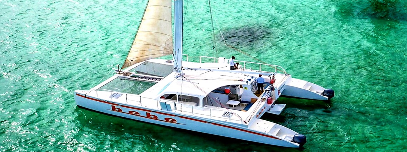 Catamaran Bebe - Snorkeling Tour